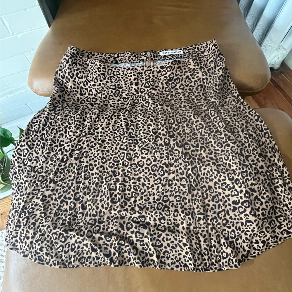 Reformation Flounce skirt in leopard